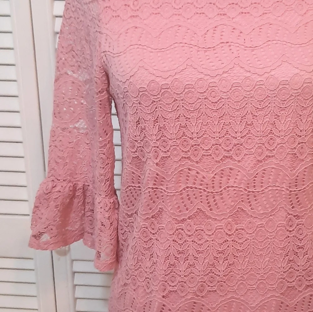 Adrianna papell pink lace bell sleeve top blouse sz small *D3 - Picture 7 of 8